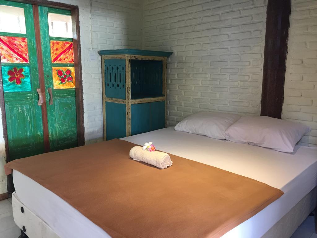 Hotel Medewi Secret Surfcamp Pulukan Zewnętrze zdjęcie