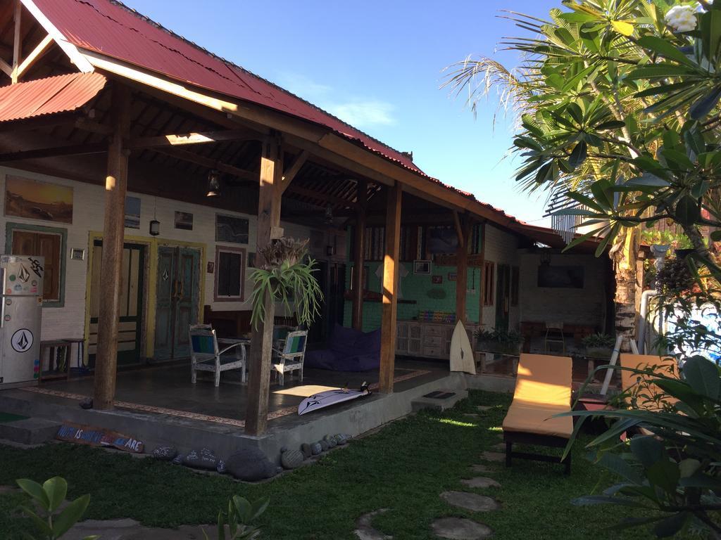 Hotel Medewi Secret Surfcamp Pulukan Zewnętrze zdjęcie