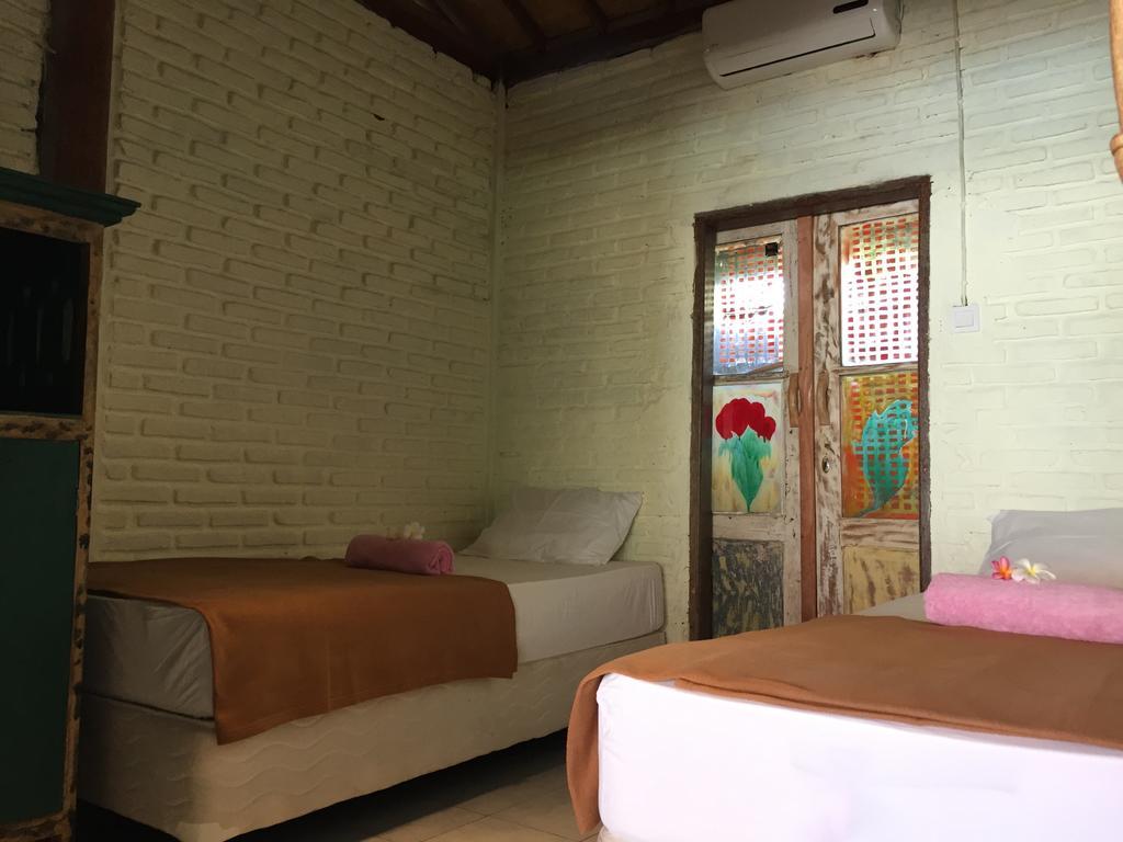 Hotel Medewi Secret Surfcamp Pulukan Zewnętrze zdjęcie